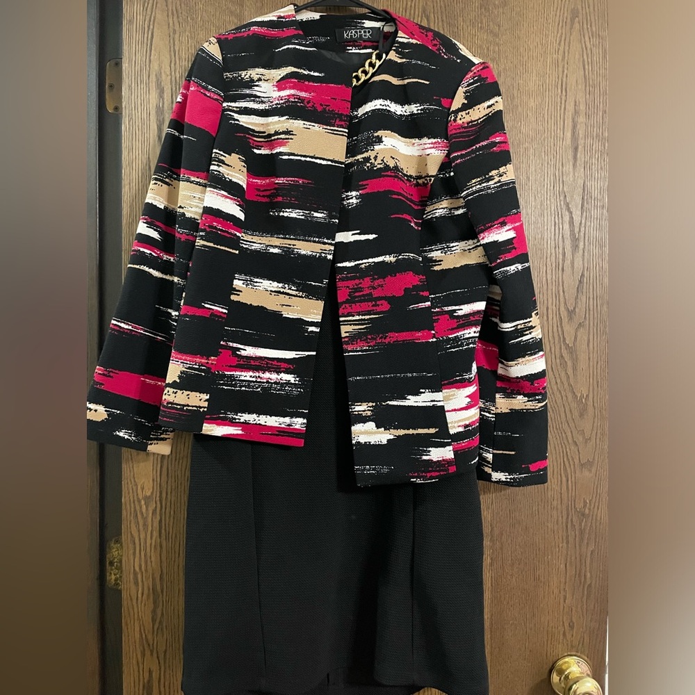 KASPERS Two Piece Dress Suit